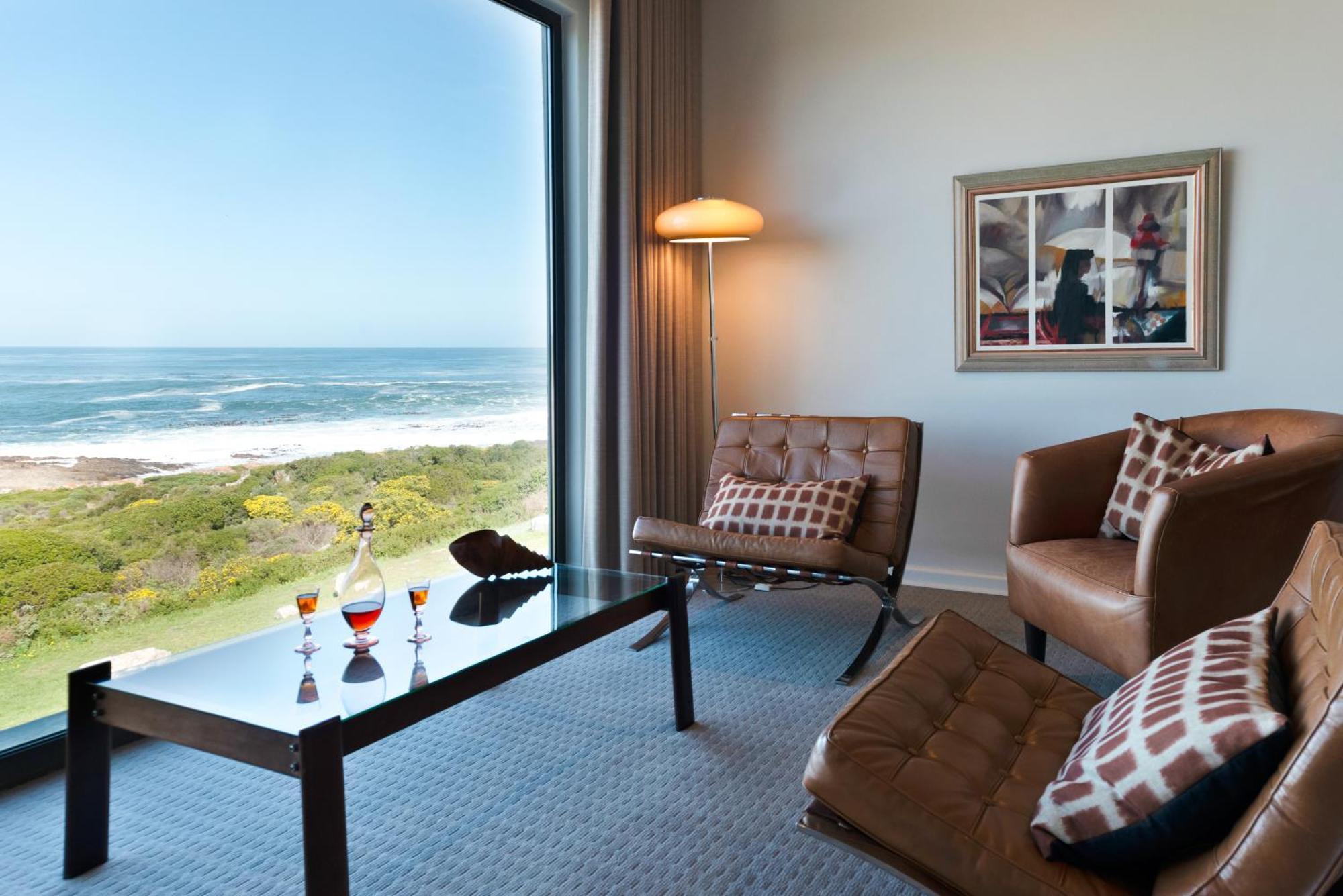Schulphoek Seafront House Hermanus Luaran gambar A room at the Oyster Box