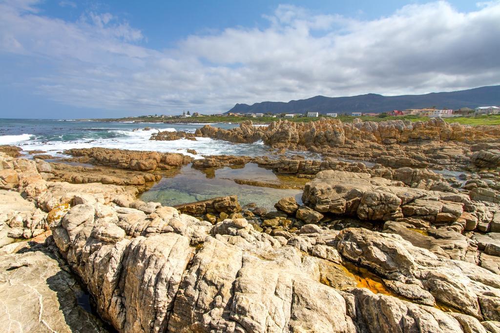 Schulphoek Seafront House Hermanus Luaran gambar The coast of Inishmore