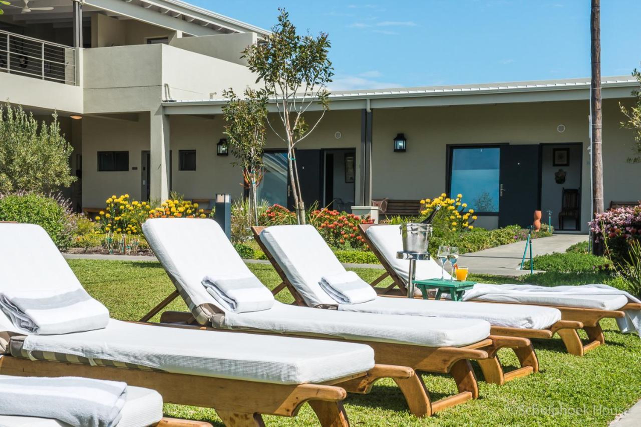 Schulphoek Seafront House Hermanus Luaran gambar The Hotel's pool area